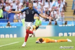 英超中场核心维尔茨与萨拉赫：利物浦新组合的适应与默契之路